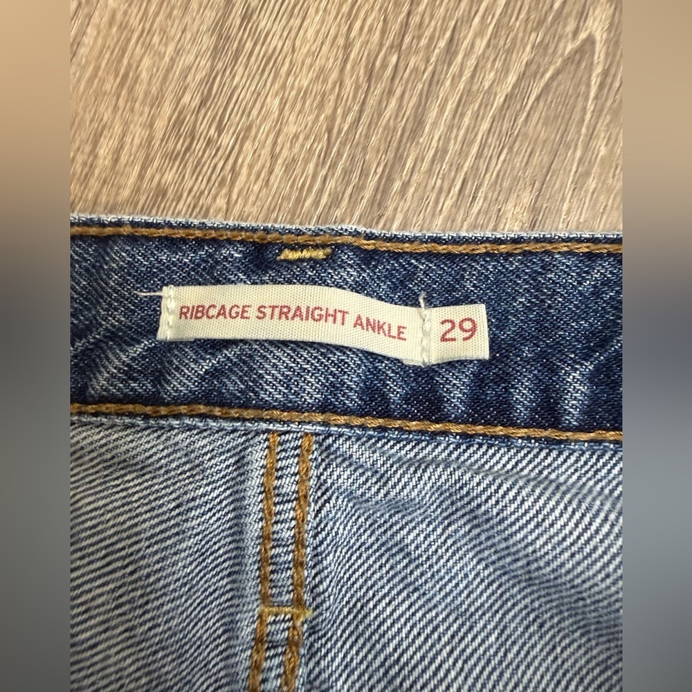 Levi's Ribcage Straight Ankle Jean Size 29 - Picture 5 of 8